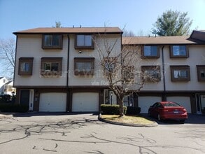 Building Photo - 174-176 Oakland St