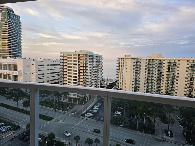 Building Photo - 3800 S Ocean Dr