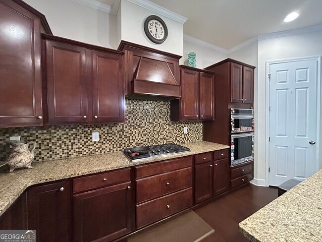 Building Photo - 12274 Ferncreek Dr