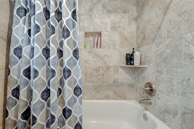 Building Photo - 742 Country Pl Dr