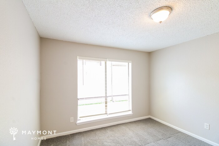 Building Photo - 10814 Kirktown Dr