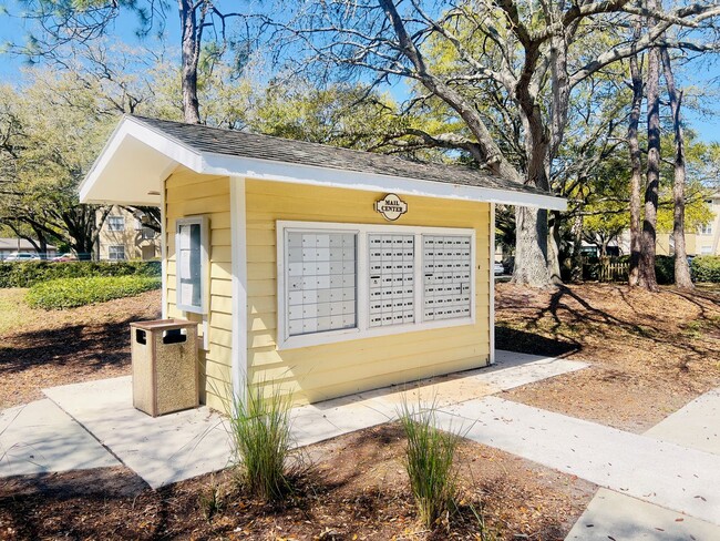 Building Photo - 100 Fairway Park Blvd