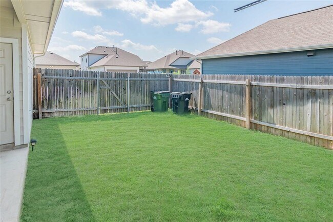 Building Photo - 101 Englenook Dr