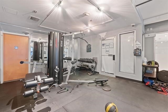 Building Photo - 689 Marin Blvd