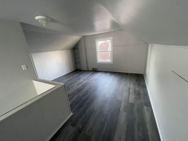 Building Photo - 13681 Castleton St