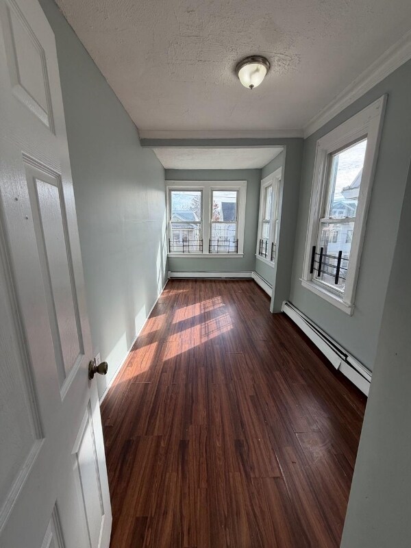 Building Photo - 137 Goodwin Ave