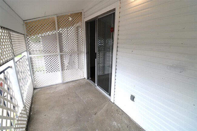 Building Photo - 12659 Ashford Meadow Dr