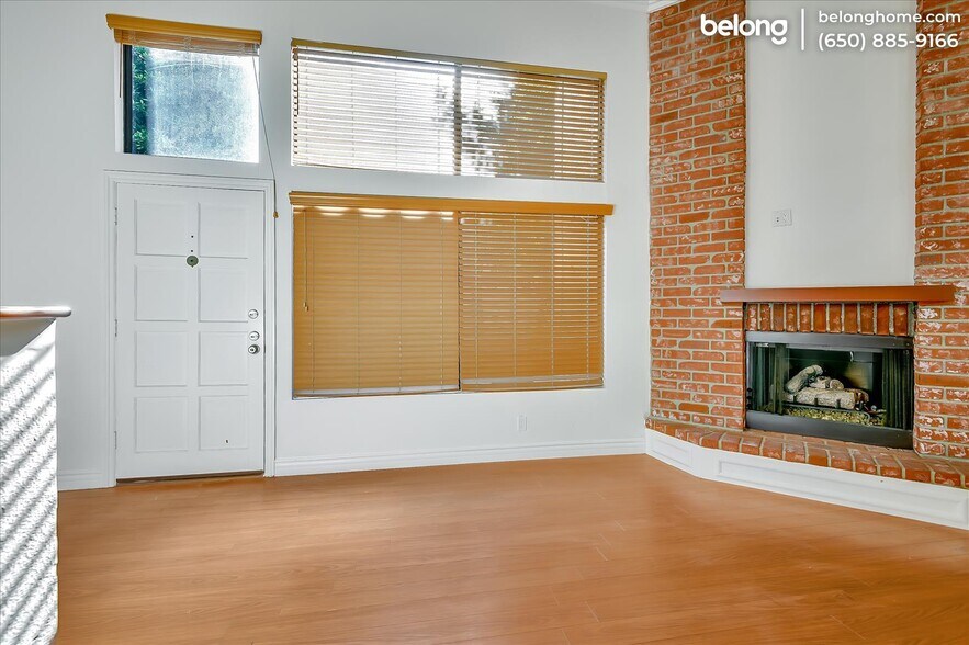 Building Photo - 20224 Sherman Way