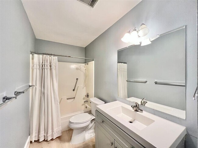 Building Photo - 11502 Toledo Dr