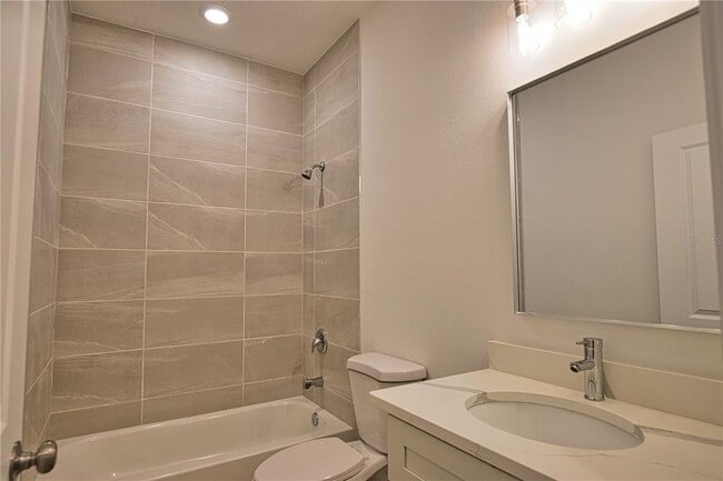 Building Photo - 289 Boundary Blvd