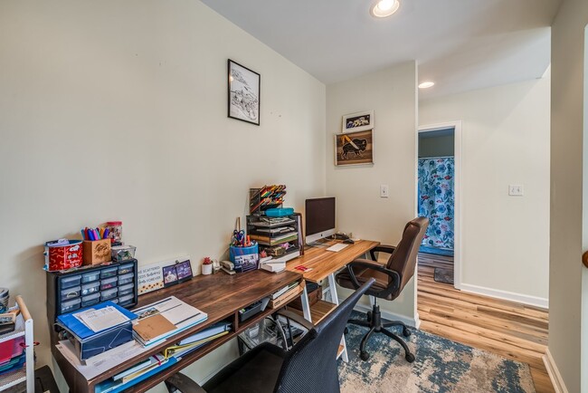 Building Photo - 2325 Rudder Ct