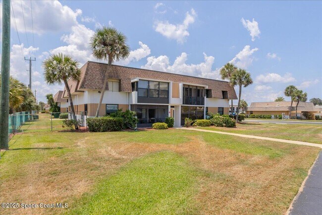 Building Photo - 2700 N Hwy A1A
