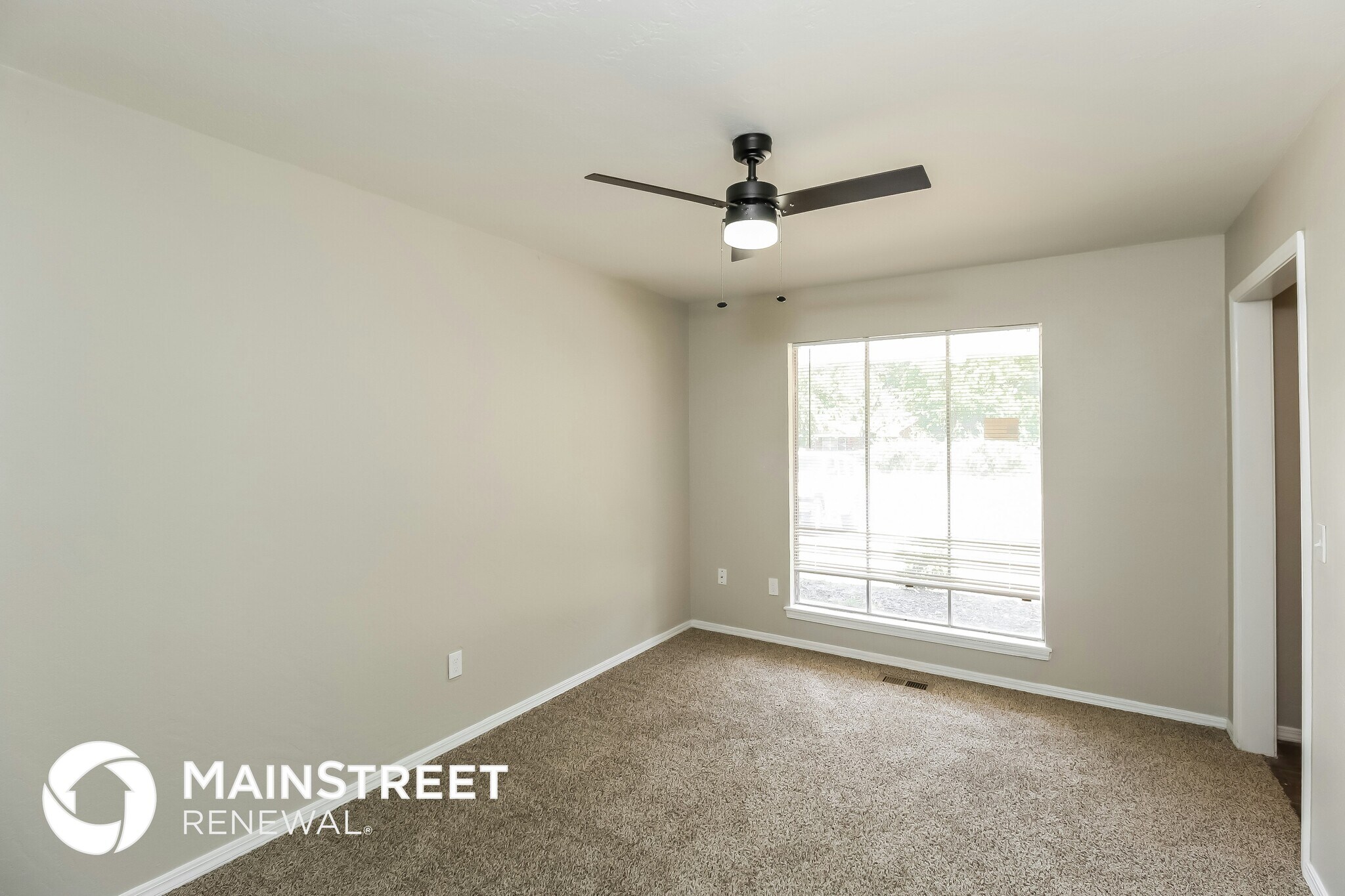 Building Photo - 1921 N Ann Arbor Ave