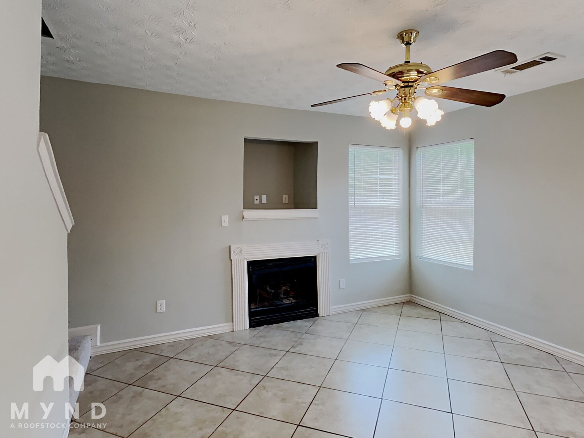 Building Photo - 180 Bramble Bush Trail