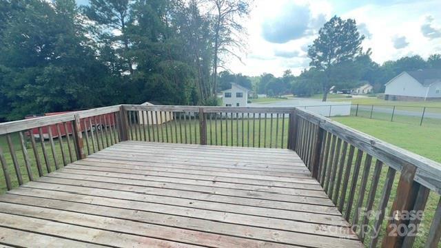 Building Photo - 5316 Oaktree Dr