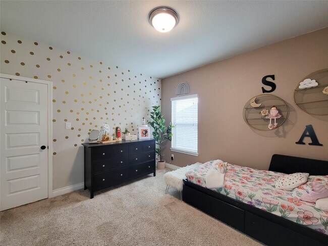 Building Photo - 16030 Muster Oak Dr