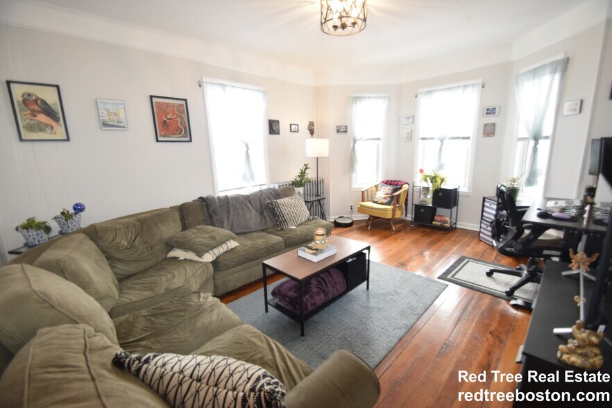 Building Photo - 80 Carroll St