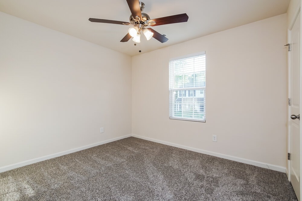 Building Photo - 1433 Tamarino Dr