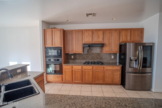 Building Photo - 2599 Copper Sky Dr