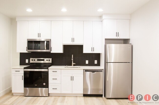 Building Photo - 564 Lewski Ln
