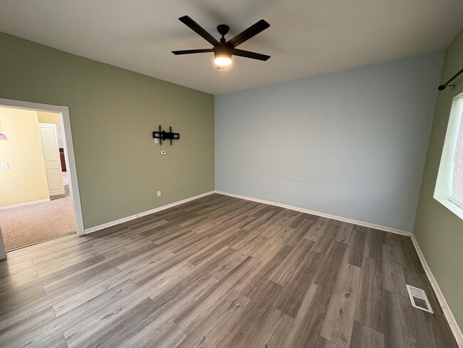 Building Photo - 1026 Race St