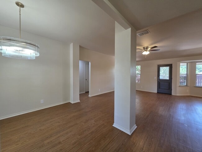 Building Photo - 11602 Maybach Dr