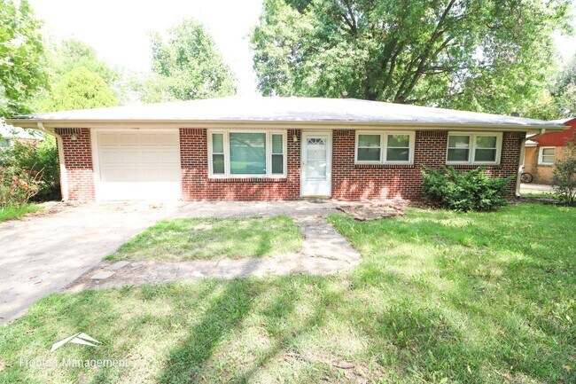 Primary Photo - HUGE Backyard in a Great Neighborhood!