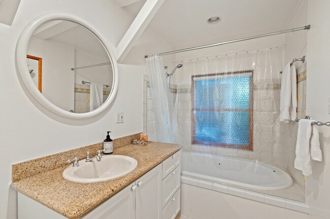 Building Photo - 232 Nevada St