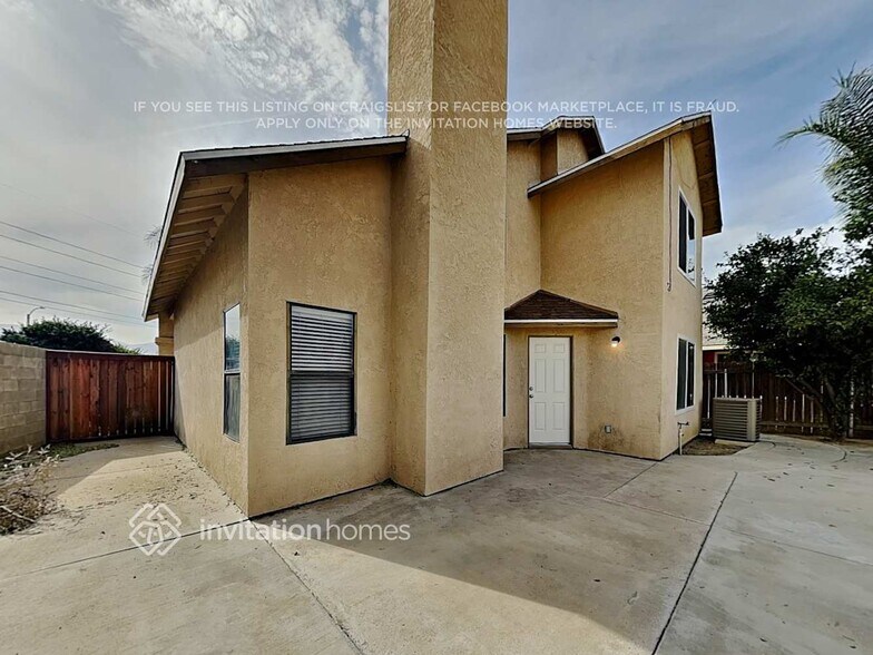 Building Photo - 14566 Southwood Dr