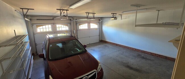 Building Photo - Beautiful Home with a full in law suite in Lewisville