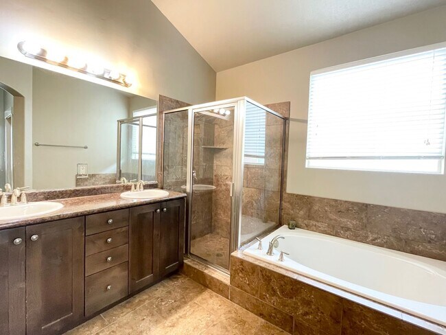 Building Photo - Great Riverton Home Now Available!