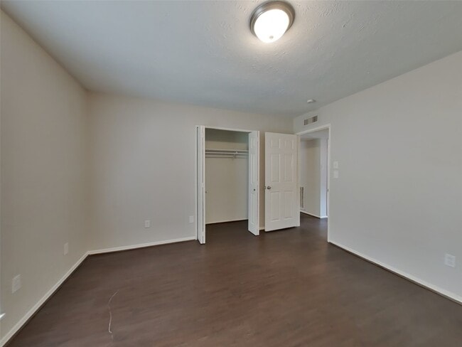 Building Photo - 2655 Lark