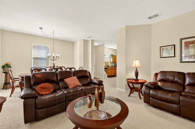 Building Photo - 1323 Priory Cir