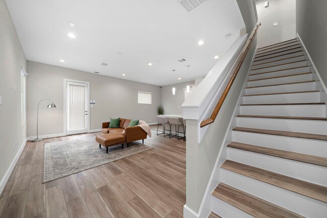 Building Photo - New construction 3 bedroom, 2.5 bathroom h...