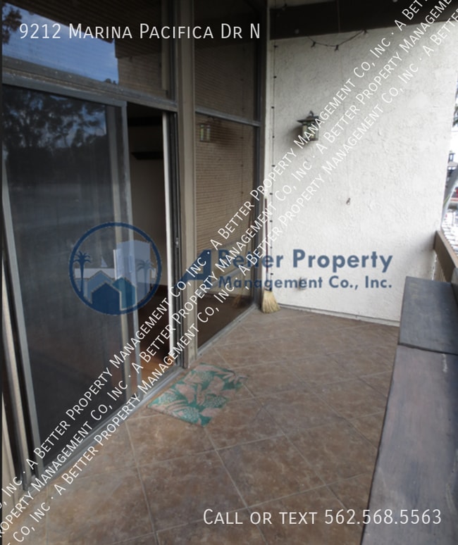 Building Photo - 9212 Marina Pacifica Dr N