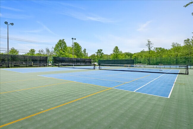 Building Photo - 109 Rising Sun Ct