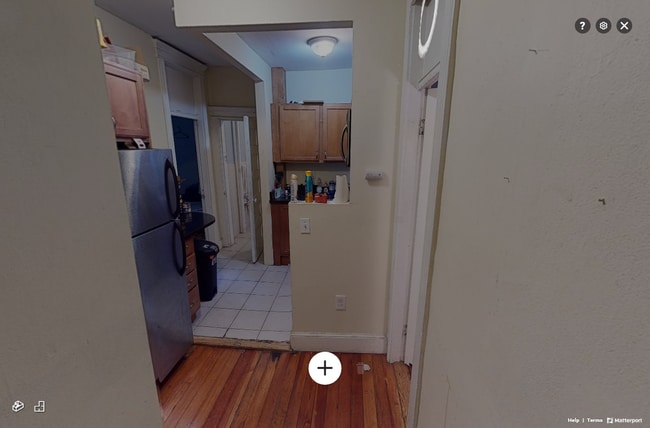 Building Photo - 65 Burbank St