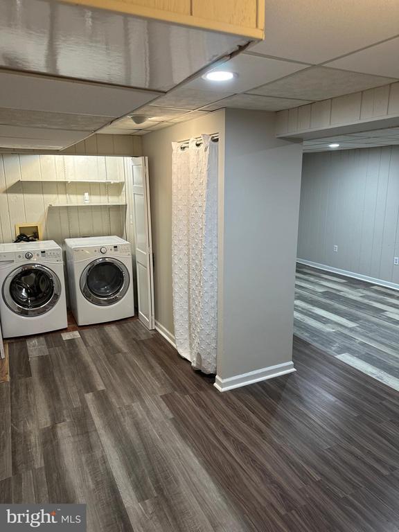 Building Photo - 6521 Gildar St