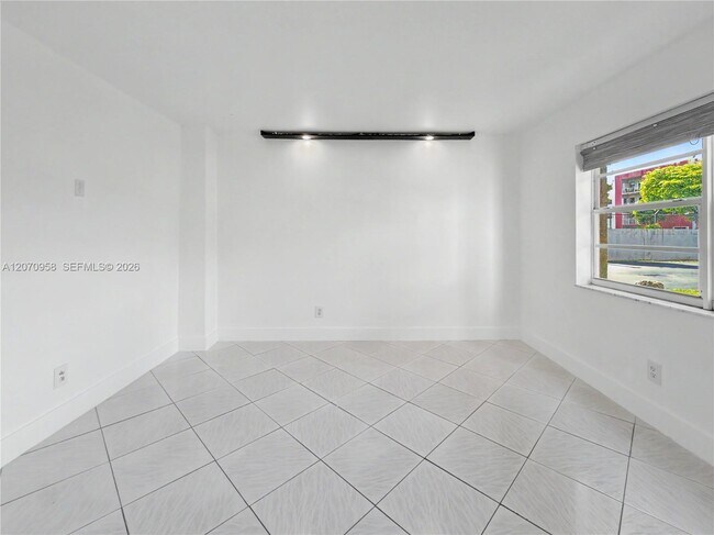 Building Photo - 8411 NW 8th St