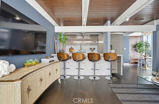 Building Photo - 6713 E Ocean Blvd