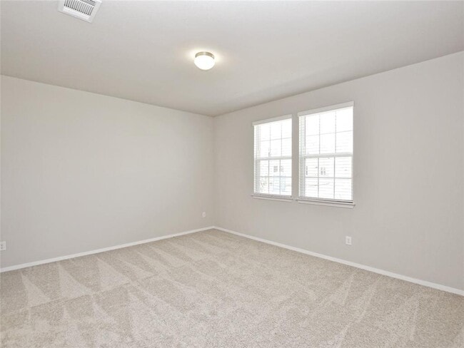 Building Photo - 164 Fabion St