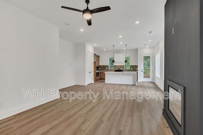 Building Photo - 3816 Tigerbelle Dr
