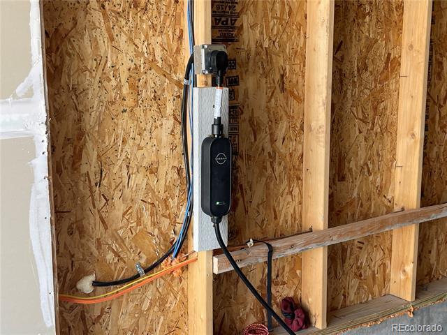 Building Photo - 2224 Rosette Ln
