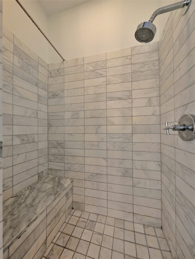 Building Photo - 2400 Mechanic St