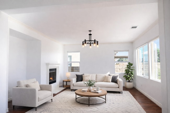 Building Photo - Imagine this... 6BR cul-de-sac home with downstairs guest suite, 3,882 sq ft, scenic views, upgra...