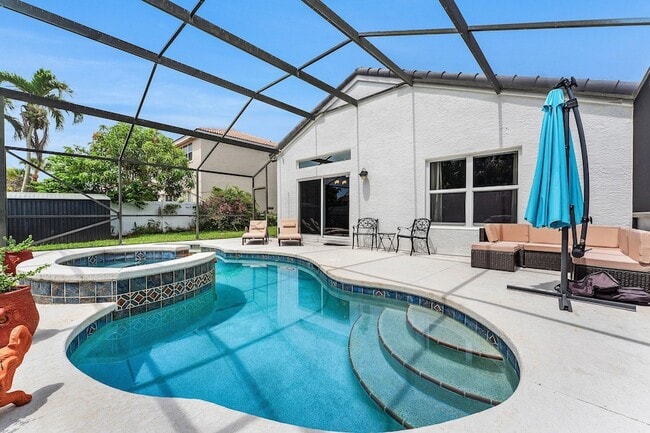 Building Photo - 7076 Middlebury Dr