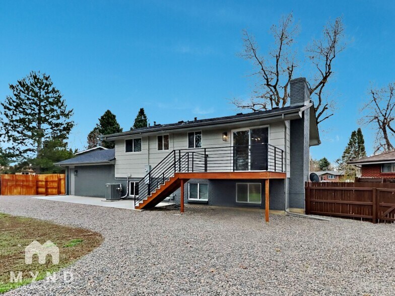 Building Photo - 1211 S Saulsbury Ct