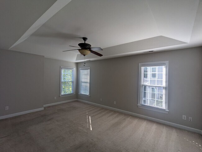 Building Photo - Oak Valley Golf Community in Advance, NC w...