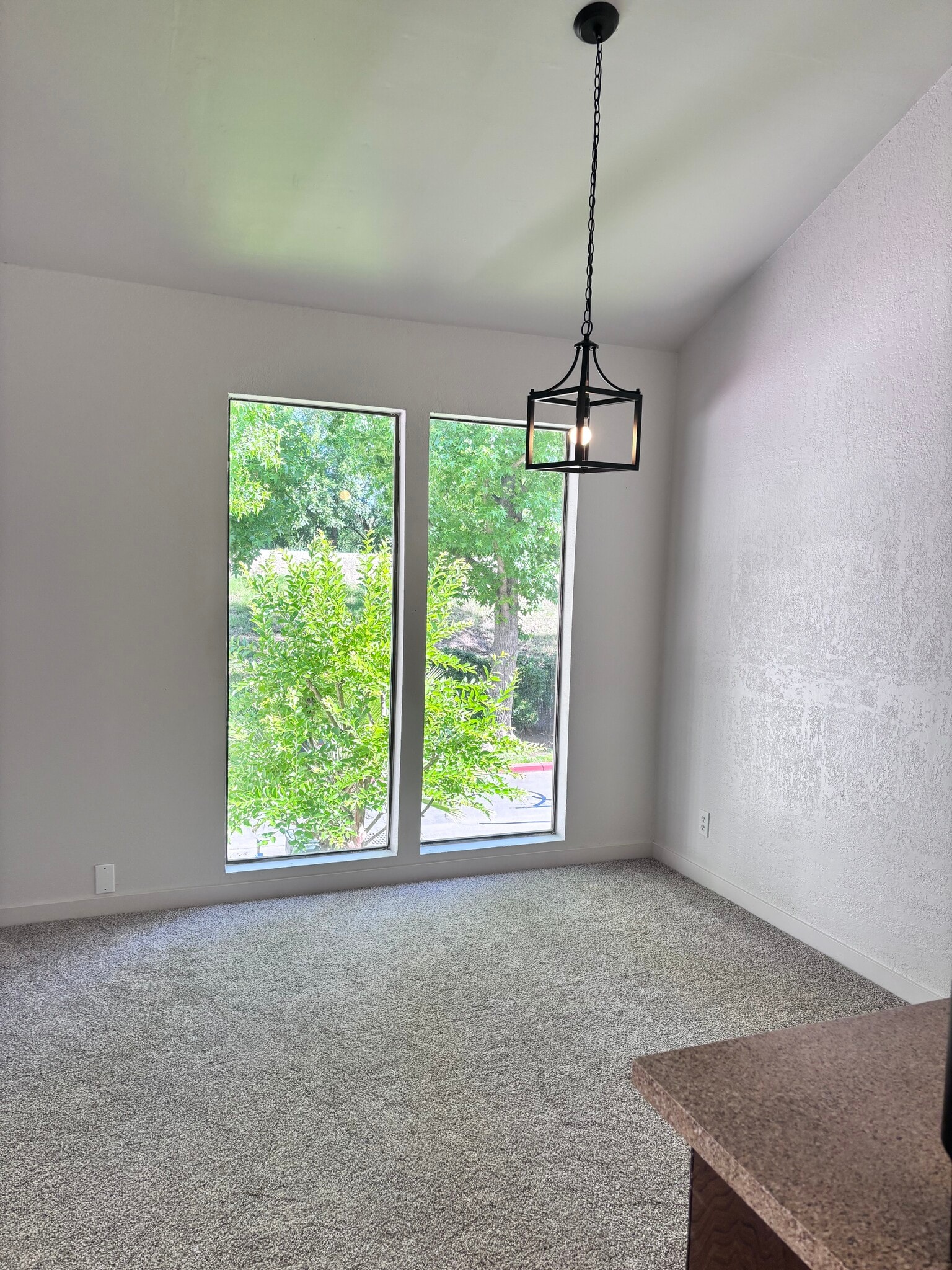 Building Photo - 7943 La Riviera Dr