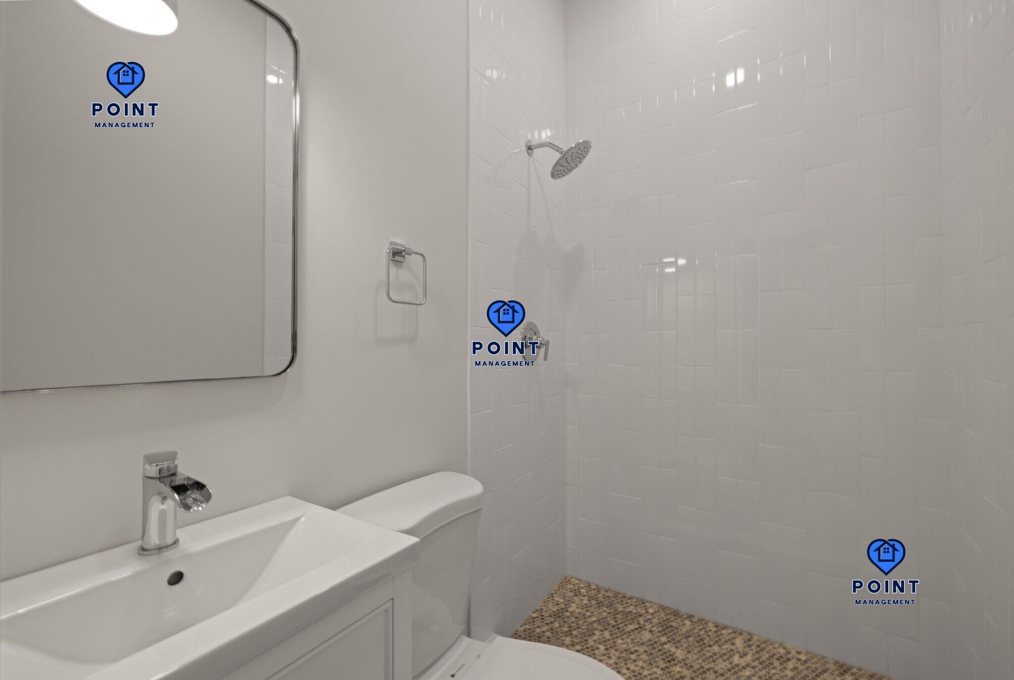 Building Photo - 22 Paris St